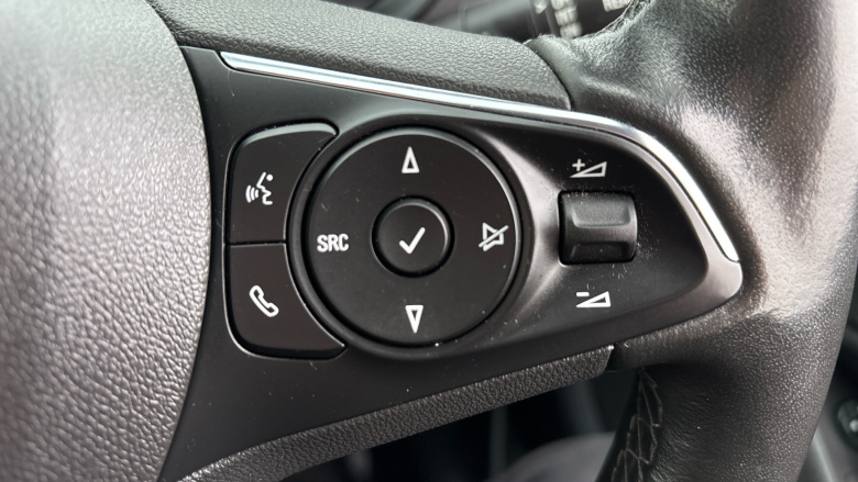 Vauxhall Crossland 1.2 Turbo Ultimate 5dr Petrol Hatchback